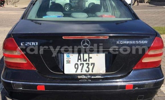 Tenga Tsaru Mercedes‒Benz C–Class Nhema Mota in Lusaka in Zambia Tenga Tsaru Mercedes‒Benz C–Class Nhema Mota in Lusaka in Zambia