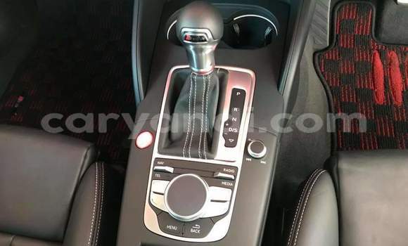 Acheter Occasion Voiture Audi RS3 Rouge à Livingstone, Zambie Acheter Occasion Voiture Audi RS3 Rouge à Livingstone, Zambie