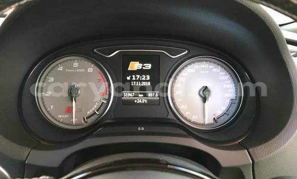 Acheter Occasion Voiture Audi RS3 Rouge à Livingstone, Zambie Acheter Occasion Voiture Audi RS3 Rouge à Livingstone, Zambie