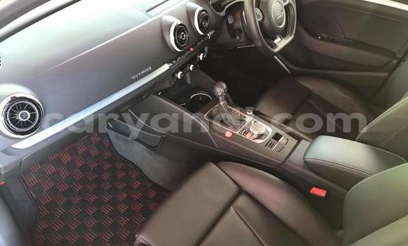 Acheter Occasion Voiture Audi RS3 Rouge à Livingstone, Zambie Acheter Occasion Voiture Audi RS3 Rouge à Livingstone, Zambie