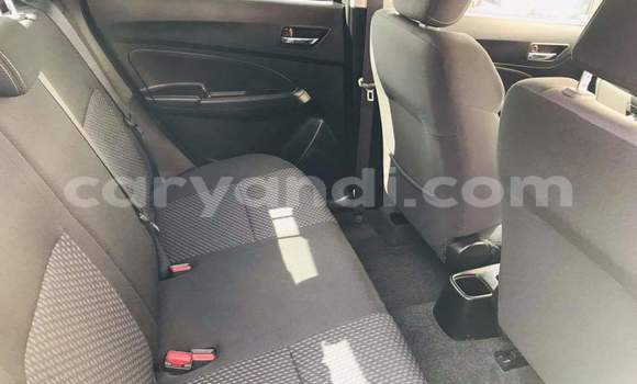 Acheter Occasion Voiture Suzuki Swift Noir à Lusaka, Zambie Acheter Occasion Voiture Suzuki Swift Noir à Lusaka, Zambie