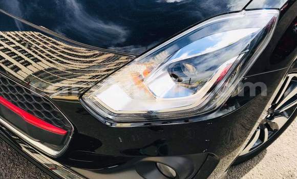 Acheter Occasion Voiture Suzuki Swift Noir à Lusaka, Zambie Acheter Occasion Voiture Suzuki Swift Noir à Lusaka, Zambie