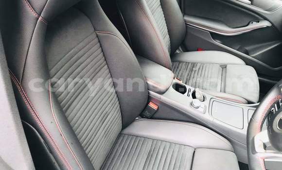 Nunua Ilio tumika Mercedes‒Benz CLA-klasse Nyeusi Gari ndani ya Livingstone nchini Zambia Nunua Ilio tumika Mercedes‒Benz CLA-klasse Nyeusi Gari ndani ya Livingstone nchini Zambia