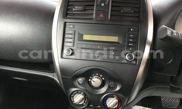 Acheter Occasion Voiture Nissan March Gris à Livingstone, Zambie Acheter Occasion Voiture Nissan March Gris à Livingstone, Zambie