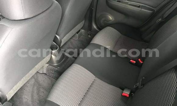 Acheter Occasion Voiture Nissan March Gris à Livingstone, Zambie Acheter Occasion Voiture Nissan March Gris à Livingstone, Zambie