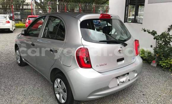 Acheter Occasion Voiture Nissan March Gris à Livingstone, Zambie Acheter Occasion Voiture Nissan March Gris à Livingstone, Zambie
