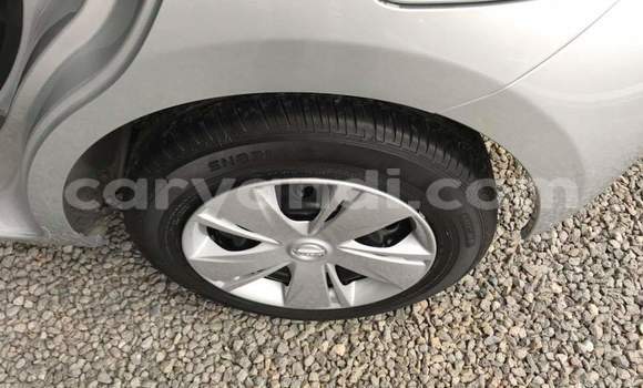 Acheter Occasion Voiture Nissan March Gris à Livingstone, Zambie Acheter Occasion Voiture Nissan March Gris à Livingstone, Zambie