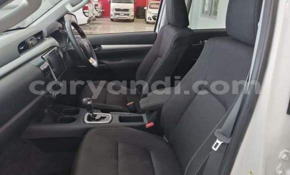 Buy Used Toyota Hilux White Car in Livingstone in Zambia Buy Used Toyota Hilux White Car in Livingstone in Zambia