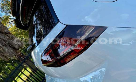 Tenga Tsaru Volkswagen Golf GTI Chena Mota in Livingstone in Zambia Tenga Tsaru Volkswagen Golf GTI Chena Mota in Livingstone in Zambia