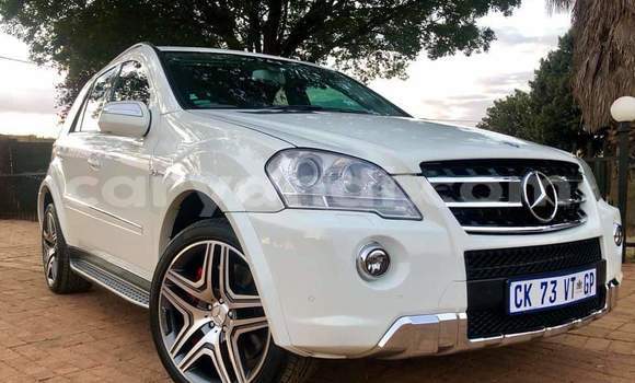 Tenga Tsaru Mercedes‒Benz M-klasse AMG Chena Mota in Lusaka in Zambia Tenga Tsaru Mercedes‒Benz M-klasse AMG Chena Mota in Lusaka in Zambia