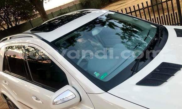 Tenga Tsaru Mercedes‒Benz M-klasse AMG Chena Mota in Lusaka in Zambia Tenga Tsaru Mercedes‒Benz M-klasse AMG Chena Mota in Lusaka in Zambia