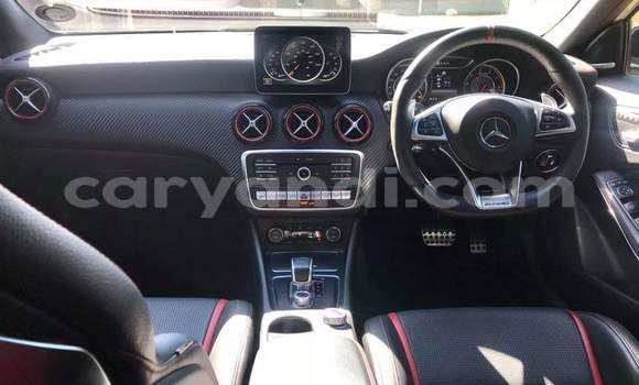 Acheter Occasion Voiture Mercedes‒Benz A-klasse AMG Blanc à Lusaka, Zambie Acheter Occasion Voiture Mercedes‒Benz A-klasse AMG Blanc à Lusaka, Zambie