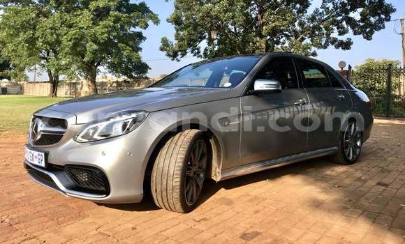 Buy Used Mercedes‒Benz E-klasse AMG Silver Car in Livingstone in Zambia Buy Used Mercedes‒Benz E-klasse AMG Silver Car in Livingstone in Zambia