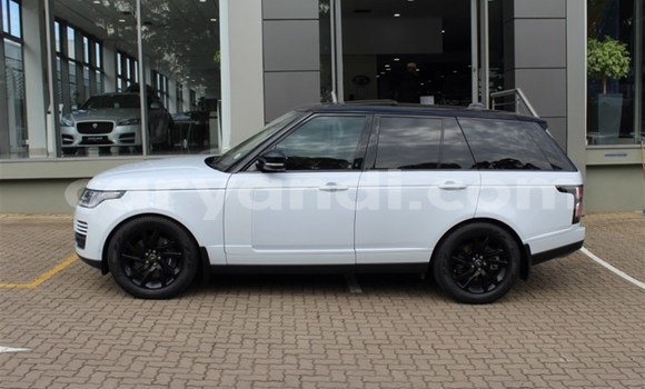 Buy Used Land Rover Range Rover White Car in Livingstone in Zambia Buy Used Land Rover Range Rover White Car in Livingstone in Zambia