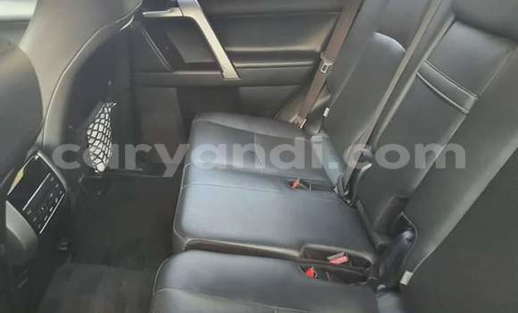 Acheter Occasion Voiture Toyota Prado Noir à Lusaka, Zambie Acheter Occasion Voiture Toyota Prado Noir à Lusaka, Zambie