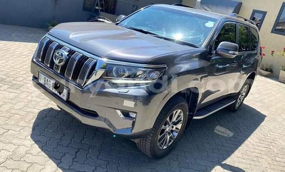 Acheter Occasion Voiture Toyota Prado Noir à Lusaka, Zambie Acheter Occasion Voiture Toyota Prado Noir à Lusaka, Zambie