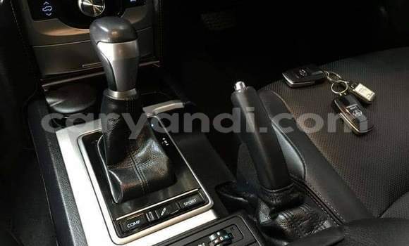 Acheter Occasion Voiture Toyota Land Cruiser Prado Blanc à Lusaka, Zambie Acheter Occasion Voiture Toyota Land Cruiser Prado Blanc à Lusaka, Zambie