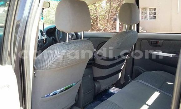 Acheter Occasion Voiture Toyota Hilux Noir à Lusaka, Zambie Acheter Occasion Voiture Toyota Hilux Noir à Lusaka, Zambie