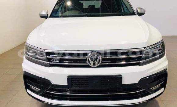 Buy Used Volkswagen Tiguan White Car in Livingstone in Zambia Buy Used Volkswagen Tiguan White Car in Livingstone in Zambia