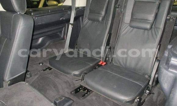 Acheter Occasion Voiture Land Rover Discovery Blanc à Livingstone, Zambie Acheter Occasion Voiture Land Rover Discovery Blanc à Livingstone, Zambie