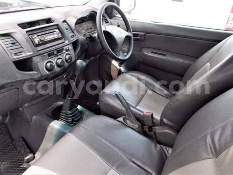 Big with watermark toyota hilux zambia livingstone 11984