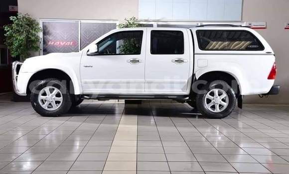 Buy Used Isuzu KB White Car in Lusaka in Zambia Buy Used Isuzu KB White Car in Lusaka in Zambia