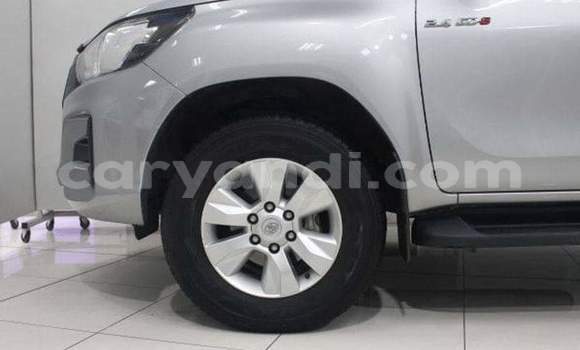 Nunua Ilio tumika Toyota Hilux Fedha Gari ndani ya Lusaka nchini Zambia Nunua Ilio tumika Toyota Hilux Fedha Gari ndani ya Lusaka nchini Zambia