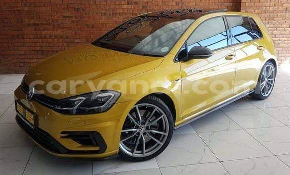 Tenga Tsaru Volkswagen Golf R Zvimwe Mota in Livingstone in Zambia Tenga Tsaru Volkswagen Golf R Zvimwe Mota in Livingstone in Zambia