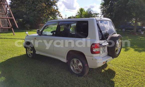 Buy Used Mitsubishi Pajero White Car in Lusaka in Zambia Buy Used Mitsubishi Pajero White Car in Lusaka in Zambia