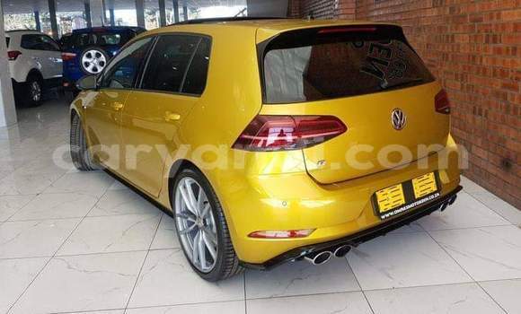 Tenga Tsaru Volkswagen Golf R Zvimwe Mota in Livingstone in Zambia Tenga Tsaru Volkswagen Golf R Zvimwe Mota in Livingstone in Zambia