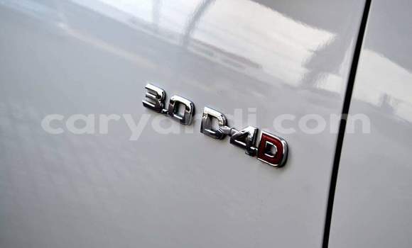 Acheter Occasion Voiture Toyota Hilux Blanc à Livingstone, Zambie Acheter Occasion Voiture Toyota Hilux Blanc à Livingstone, Zambie