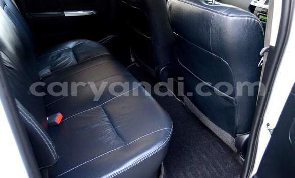 Buy Used Toyota Hilux White Car in Lusaka in Zambia Buy Used Toyota Hilux White Car in Lusaka in Zambia