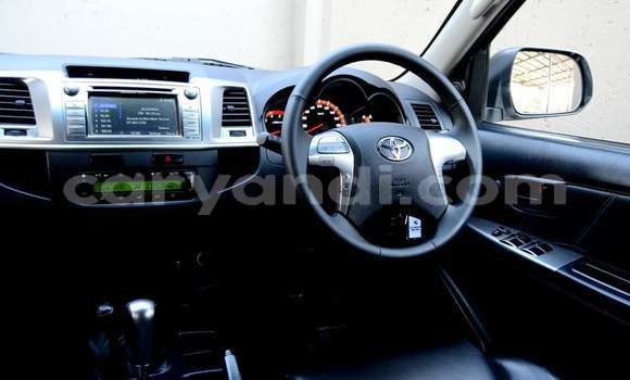 Buy Used Toyota Hilux White Car in Lusaka in Zambia Buy Used Toyota Hilux White Car in Lusaka in Zambia