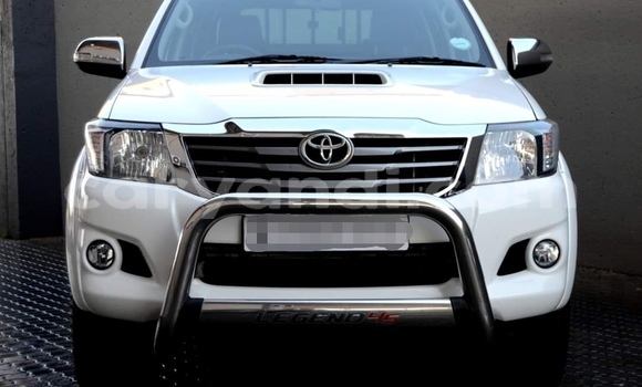 Buy Used Toyota Hilux White Car in Lusaka in Zambia Buy Used Toyota Hilux White Car in Lusaka in Zambia