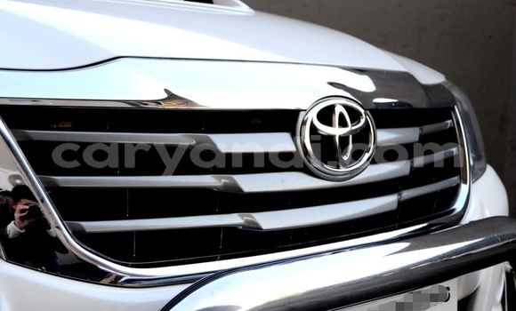 Buy Used Toyota Hilux White Car in Lusaka in Zambia Buy Used Toyota Hilux White Car in Lusaka in Zambia