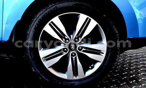 Acheter Occasion Voiture Hyundai ix35 Bleu à Livingstone, Zambie Acheter Occasion Voiture Hyundai ix35 Bleu à Livingstone, Zambie