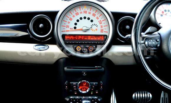 Acheter Occasion Voiture MINI Cooper Gris à Livingstone, Zambie Acheter Occasion Voiture MINI Cooper Gris à Livingstone, Zambie