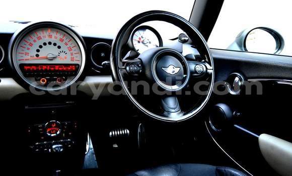 Acheter Occasion Voiture MINI Cooper Gris à Livingstone, Zambie Acheter Occasion Voiture MINI Cooper Gris à Livingstone, Zambie