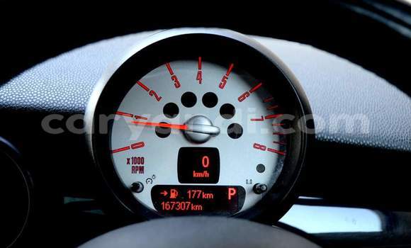 Acheter Occasion Voiture MINI Cooper Gris à Livingstone, Zambie Acheter Occasion Voiture MINI Cooper Gris à Livingstone, Zambie