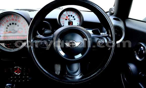 Acheter Occasion Voiture MINI Cooper Gris à Livingstone, Zambie Acheter Occasion Voiture MINI Cooper Gris à Livingstone, Zambie