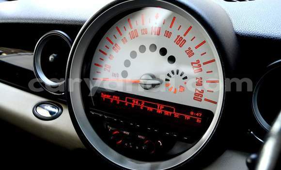 Acheter Occasion Voiture MINI Cooper Gris à Livingstone, Zambie Acheter Occasion Voiture MINI Cooper Gris à Livingstone, Zambie