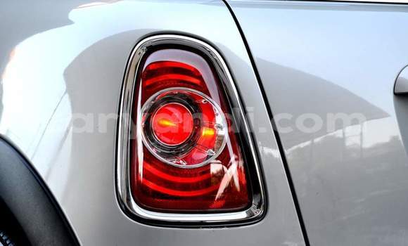 Acheter Occasion Voiture MINI Cooper Gris à Livingstone, Zambie Acheter Occasion Voiture MINI Cooper Gris à Livingstone, Zambie