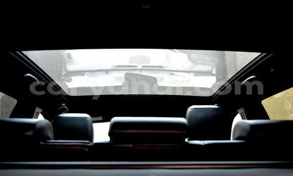 Acheter Occasion Voiture Land Rover Discovery Sport Blanc à Livingstone, Zambie Acheter Occasion Voiture Land Rover Discovery Sport Blanc à Livingstone, Zambie