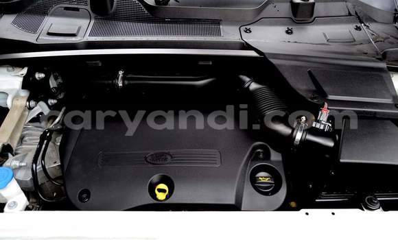 Acheter Occasion Voiture Land Rover Discovery Sport Blanc à Livingstone, Zambie Acheter Occasion Voiture Land Rover Discovery Sport Blanc à Livingstone, Zambie