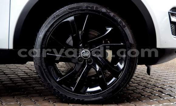 Acheter Occasion Voiture Land Rover Discovery Sport Blanc à Livingstone, Zambie Acheter Occasion Voiture Land Rover Discovery Sport Blanc à Livingstone, Zambie