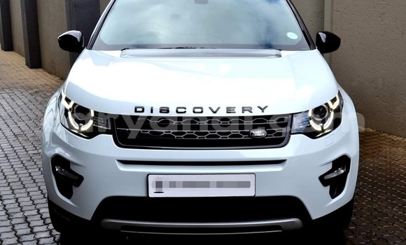 Acheter Occasion Voiture Land Rover Discovery Sport Blanc à Livingstone, Zambie Acheter Occasion Voiture Land Rover Discovery Sport Blanc à Livingstone, Zambie