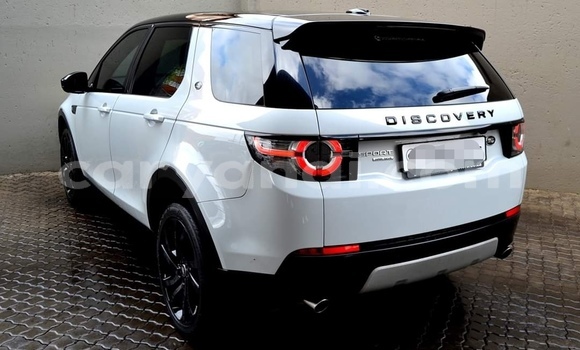 Acheter Occasion Voiture Land Rover Discovery Sport Blanc à Livingstone, Zambie Acheter Occasion Voiture Land Rover Discovery Sport Blanc à Livingstone, Zambie