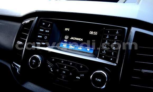 Acheter Occasion Voiture Ford Everest Autre à Lusaka, Zambie Acheter Occasion Voiture Ford Everest Autre à Lusaka, Zambie