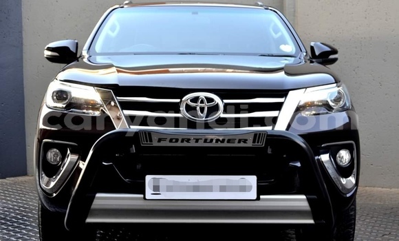 Acheter Occasion Voiture Toyota Fortuner Marron à Livingstone, Zambie Acheter Occasion Voiture Toyota Fortuner Marron à Livingstone, Zambie