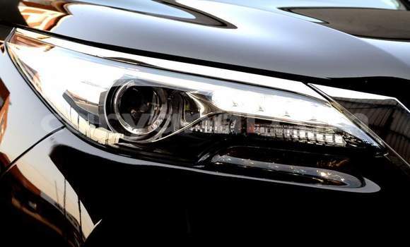 Acheter Occasion Voiture Toyota Fortuner Marron à Livingstone, Zambie Acheter Occasion Voiture Toyota Fortuner Marron à Livingstone, Zambie